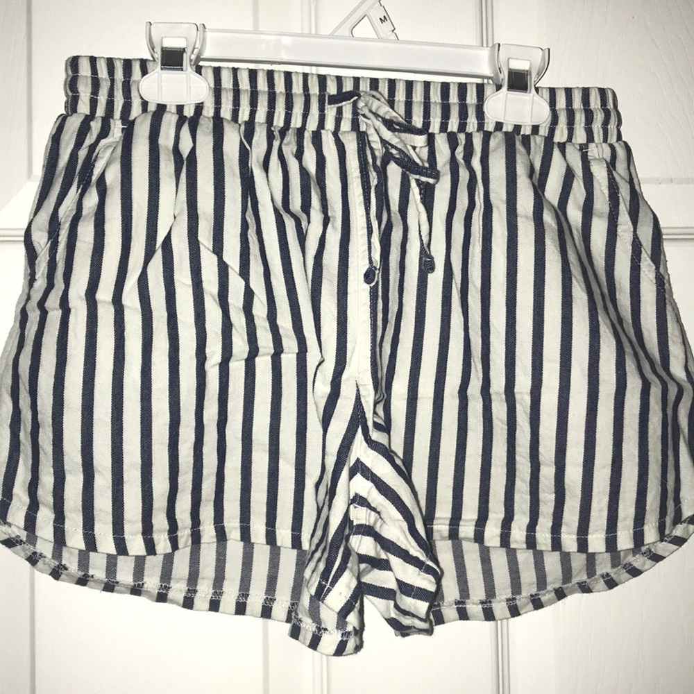 Summer striped shorts!